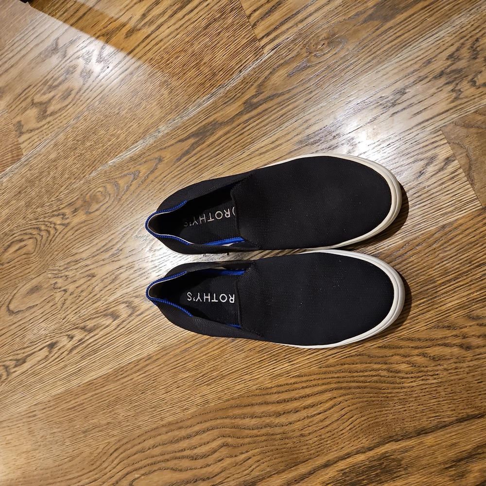 Rothy’s The Original Slip On Sneaker 8.5 Black Color